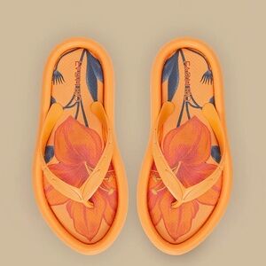 Farm rio Orange California Canoe Flip Flop 8/9